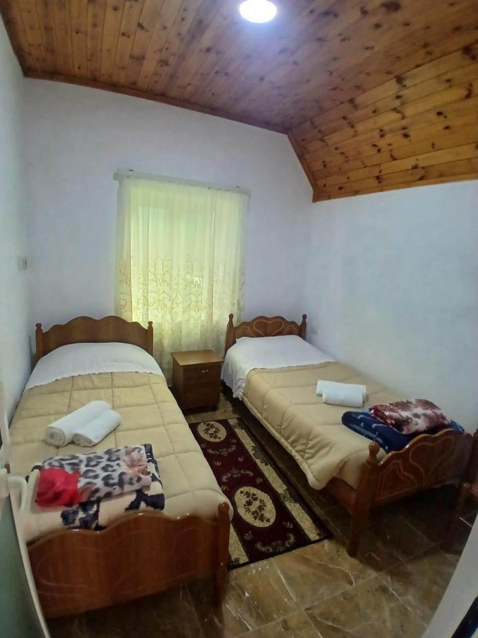 Bujtina Milani Bed and Breakfast Shkodër Exteriör bild